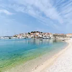 Zdenka *