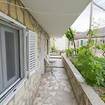 Zdenka Apartamento
